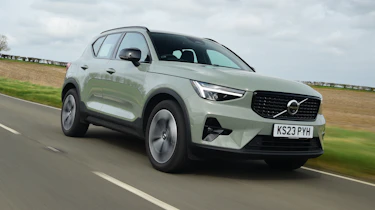 Volvo XC40 - front tracking
