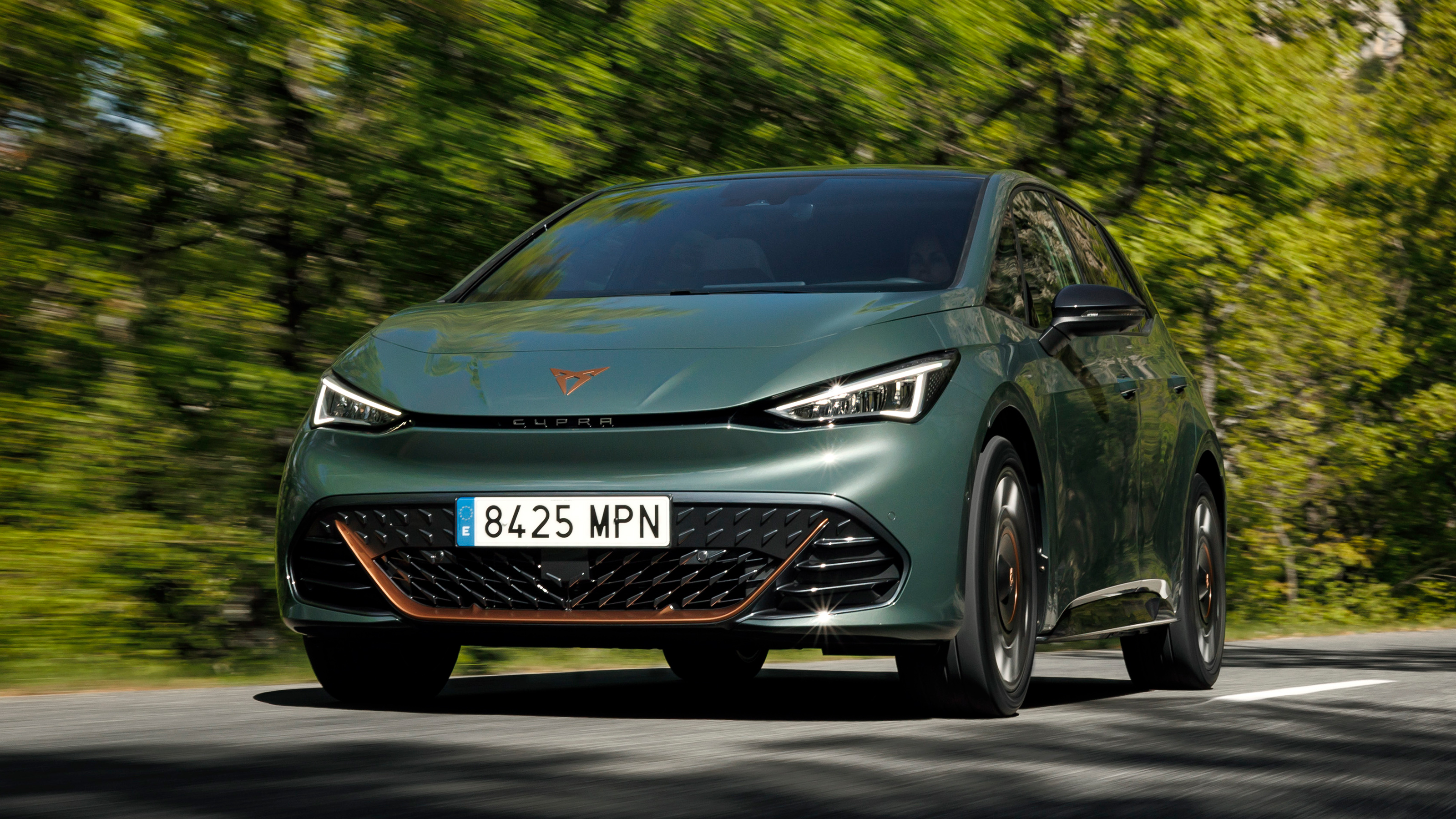 New Cupra Born VZ - front 