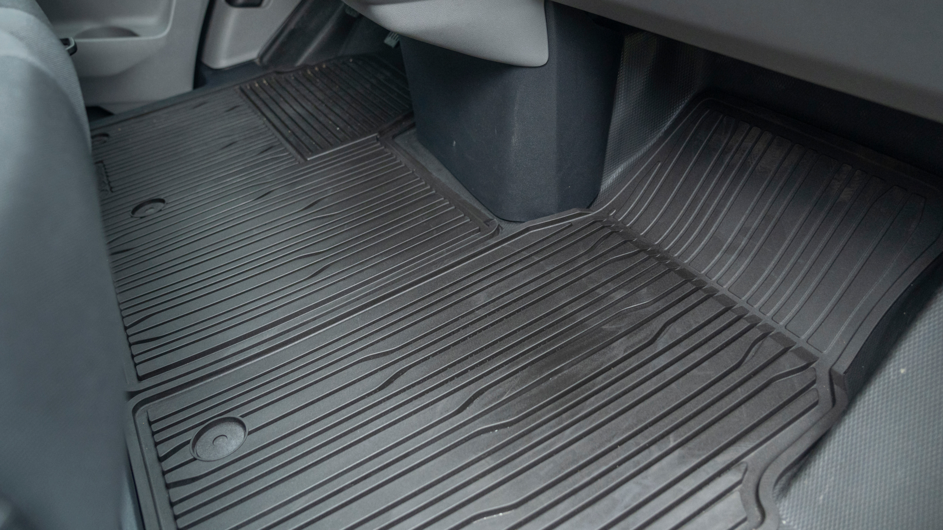 Ford E-Transit Custom - floor