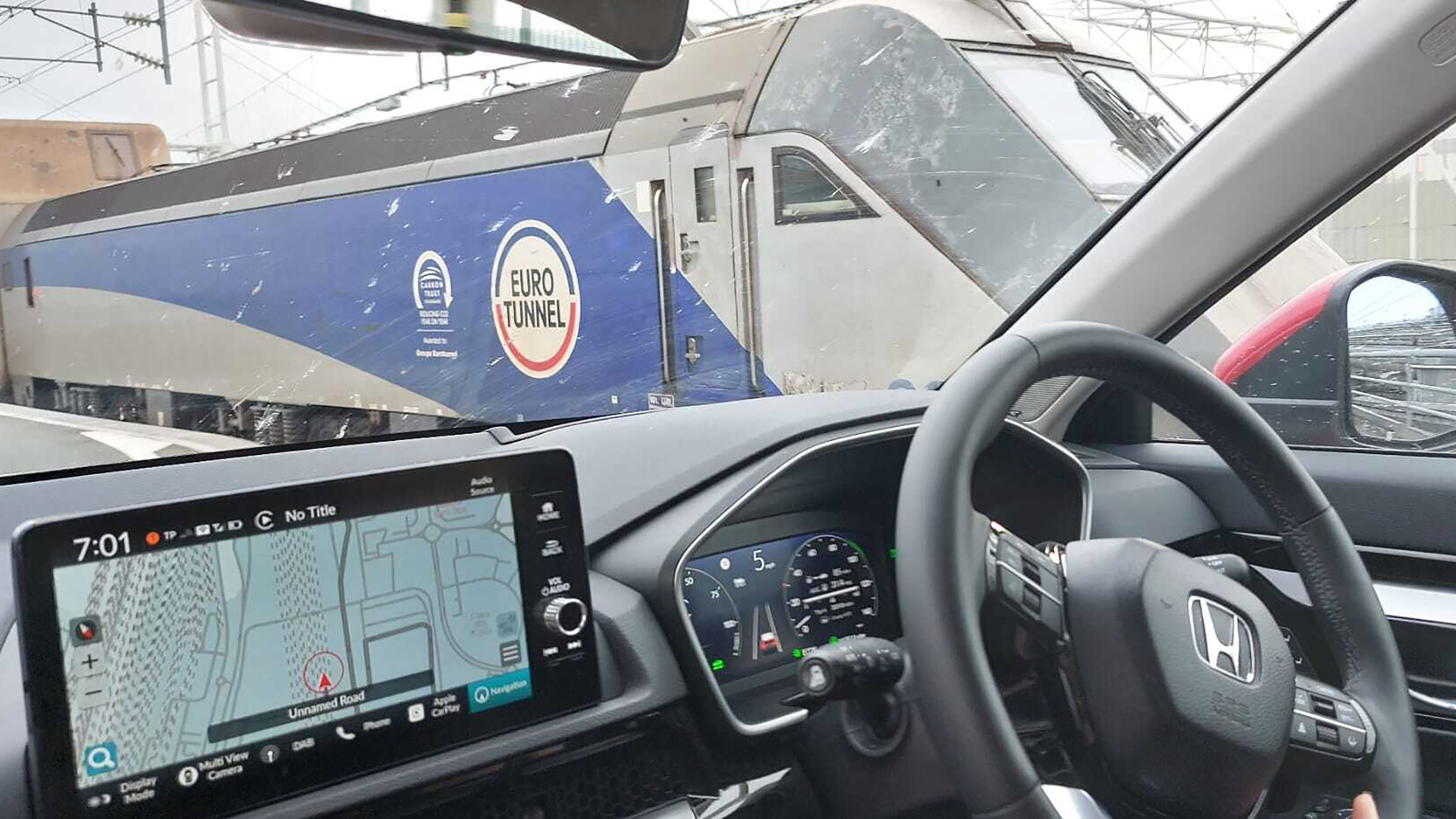 Honda CR-V Advance - long termer EuroTunnel