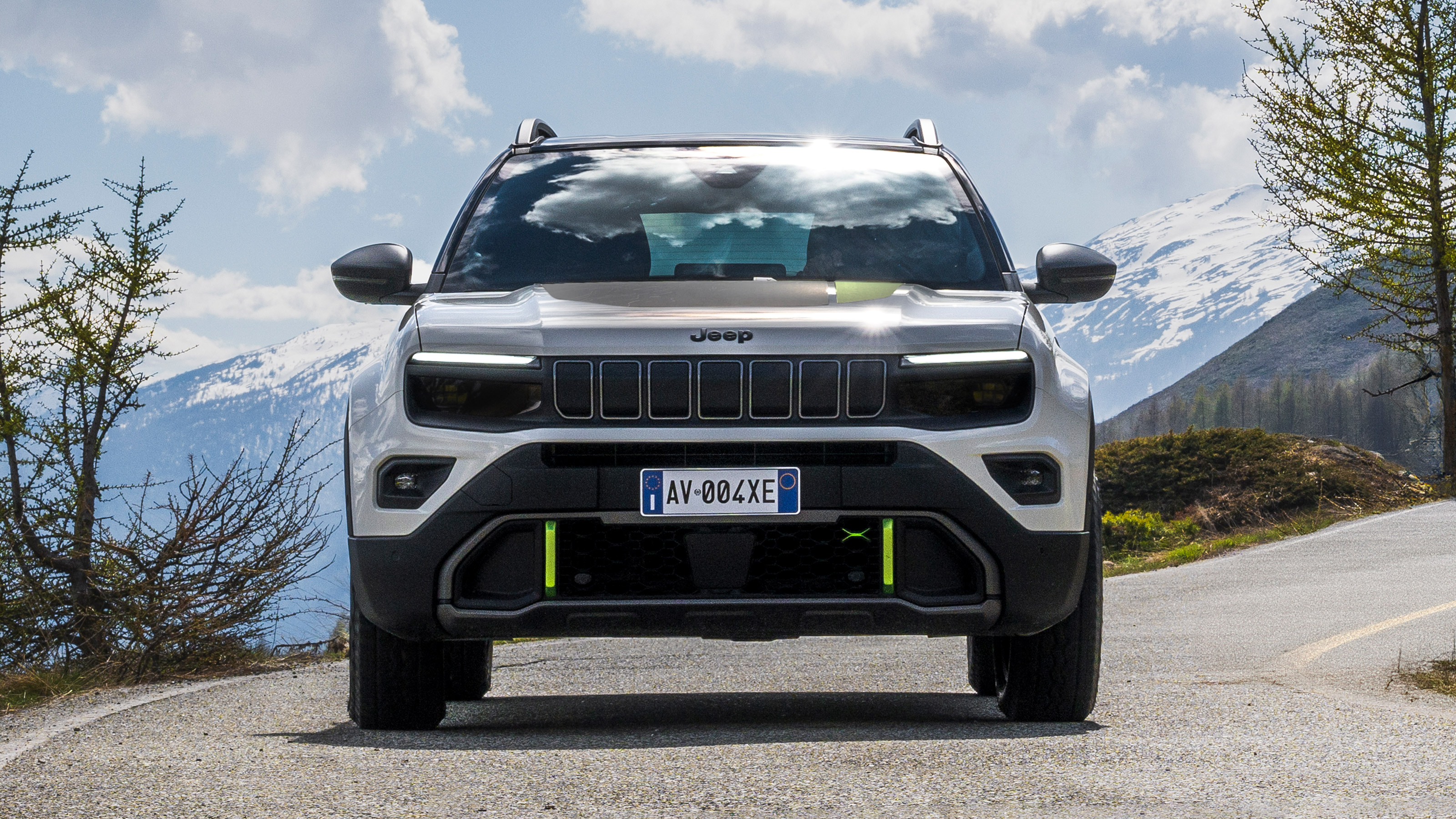 Jeep Avenger 4xe - full front