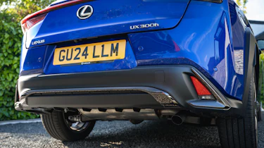 Lexus UX 350h+ F-Sport - rear bumper