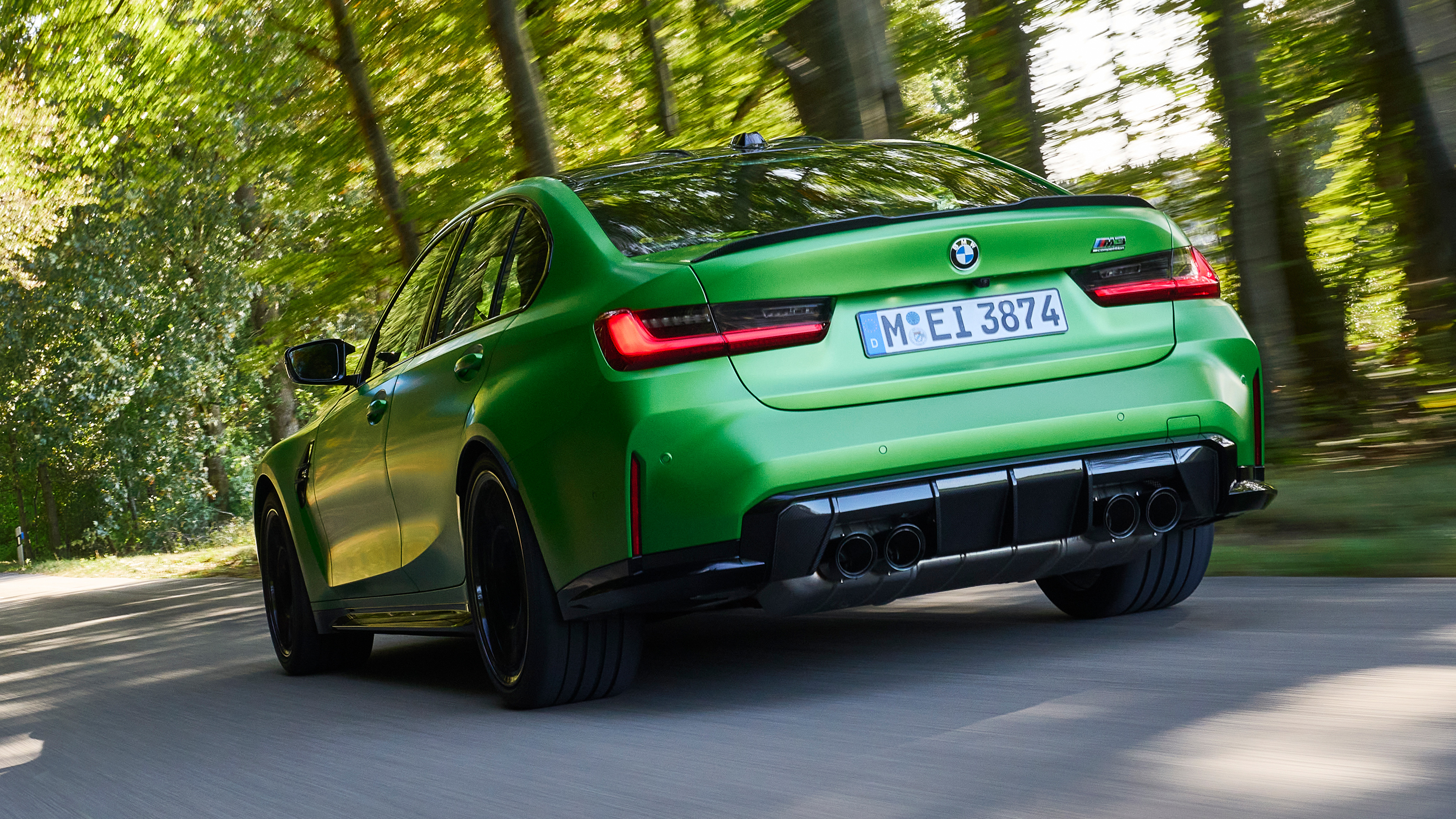 BMW M3 Saloon dynamic rear 3/4