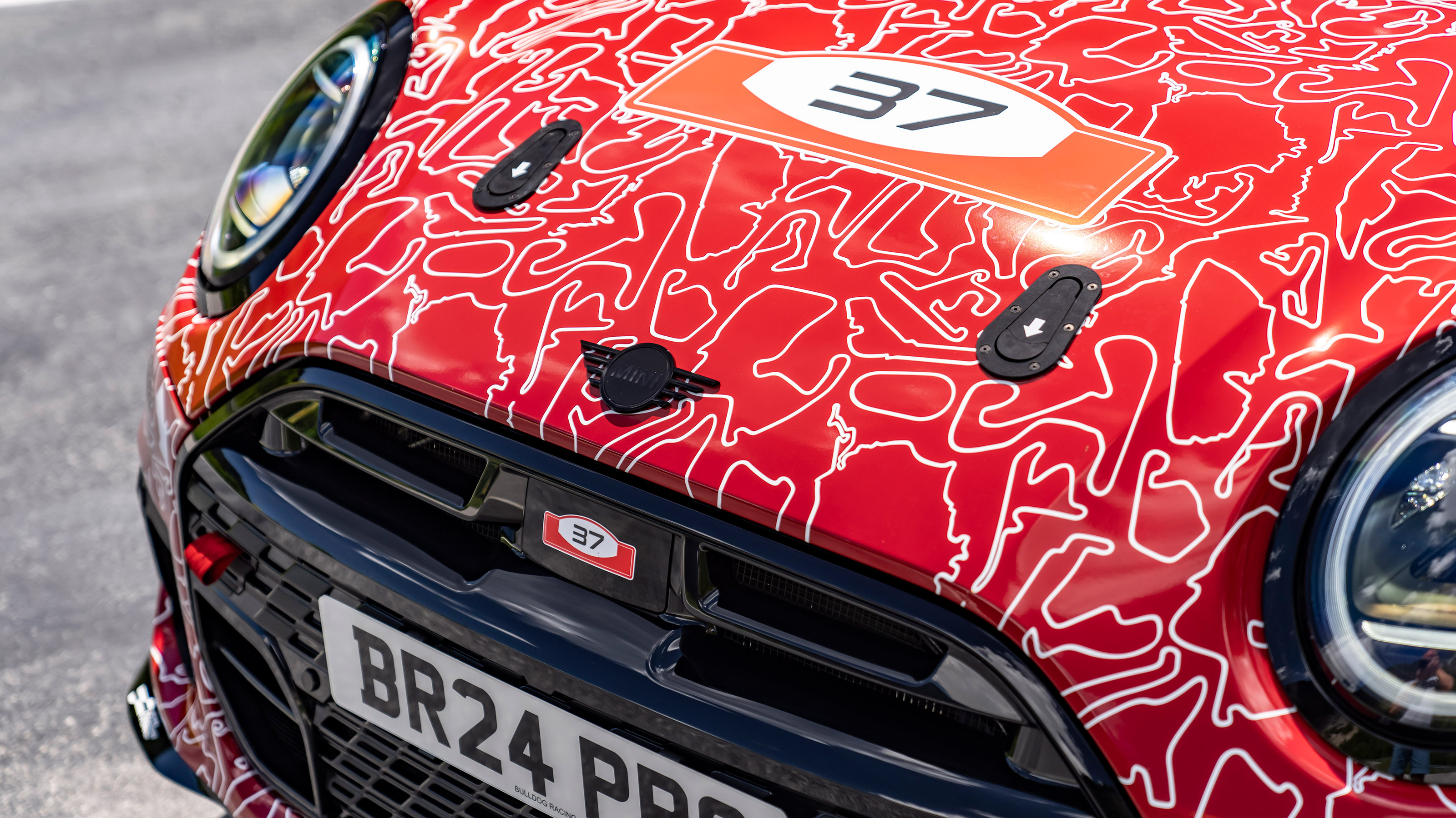 MINI JCW - spyshot detail