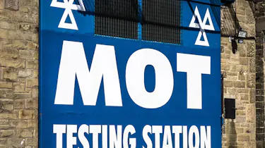 MOT Sign