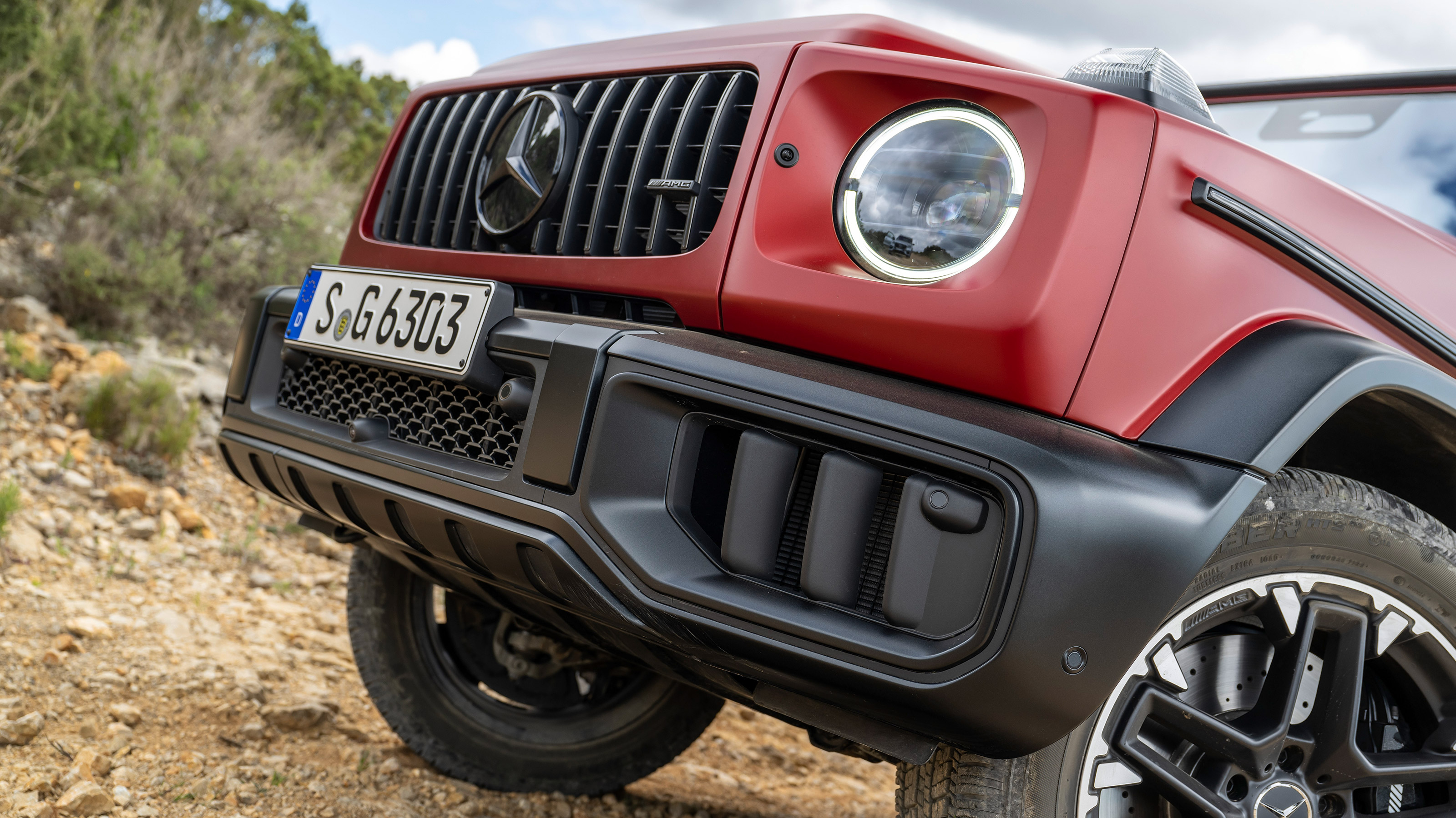 Mercedes-AMG G 63 - front light