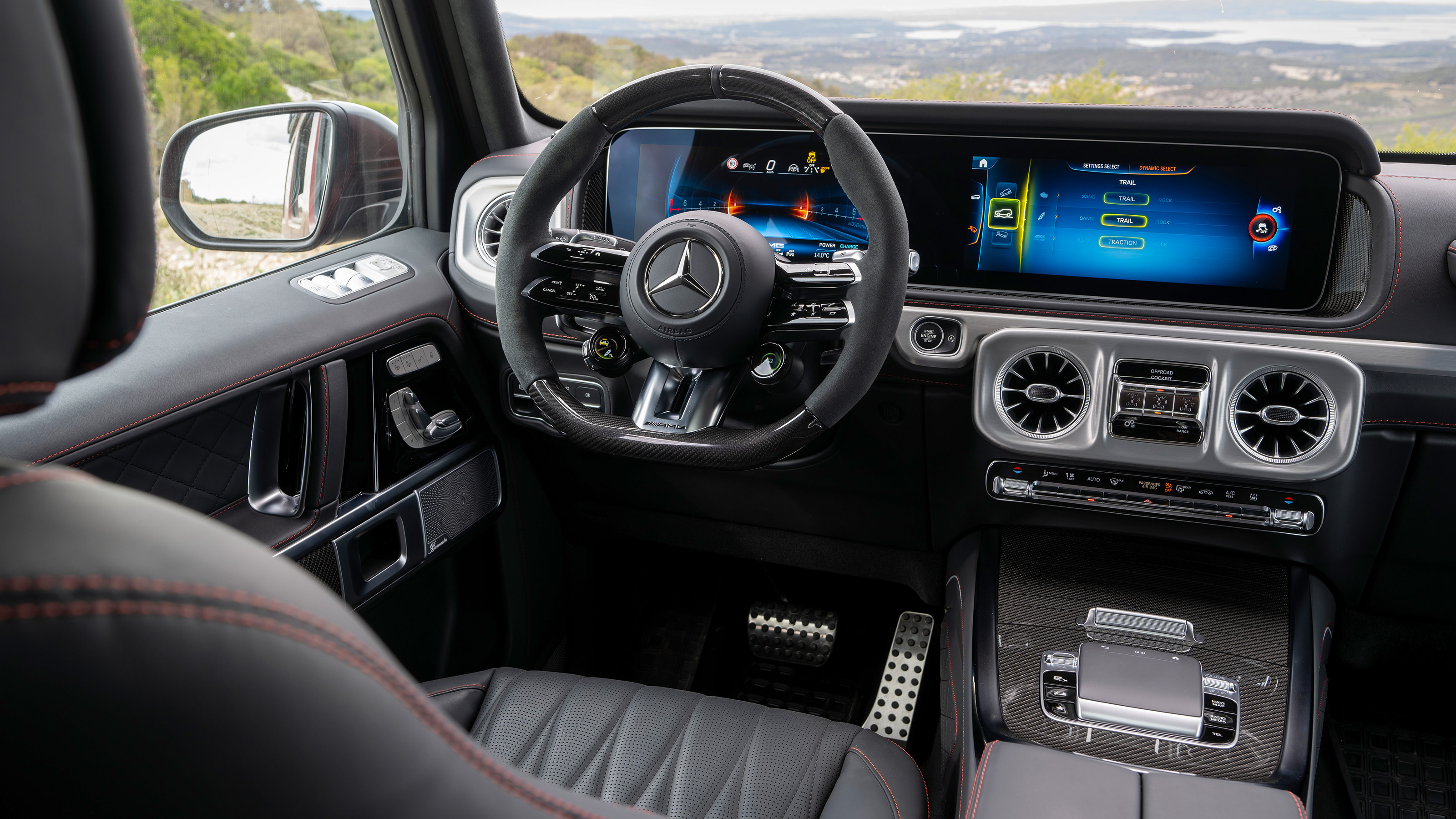 Mercedes-AMG G 63 - dash