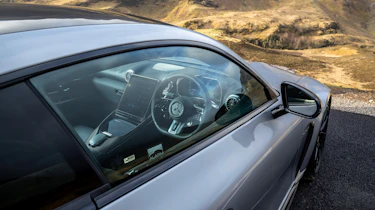 Mercedes-AMG GT 63 - window