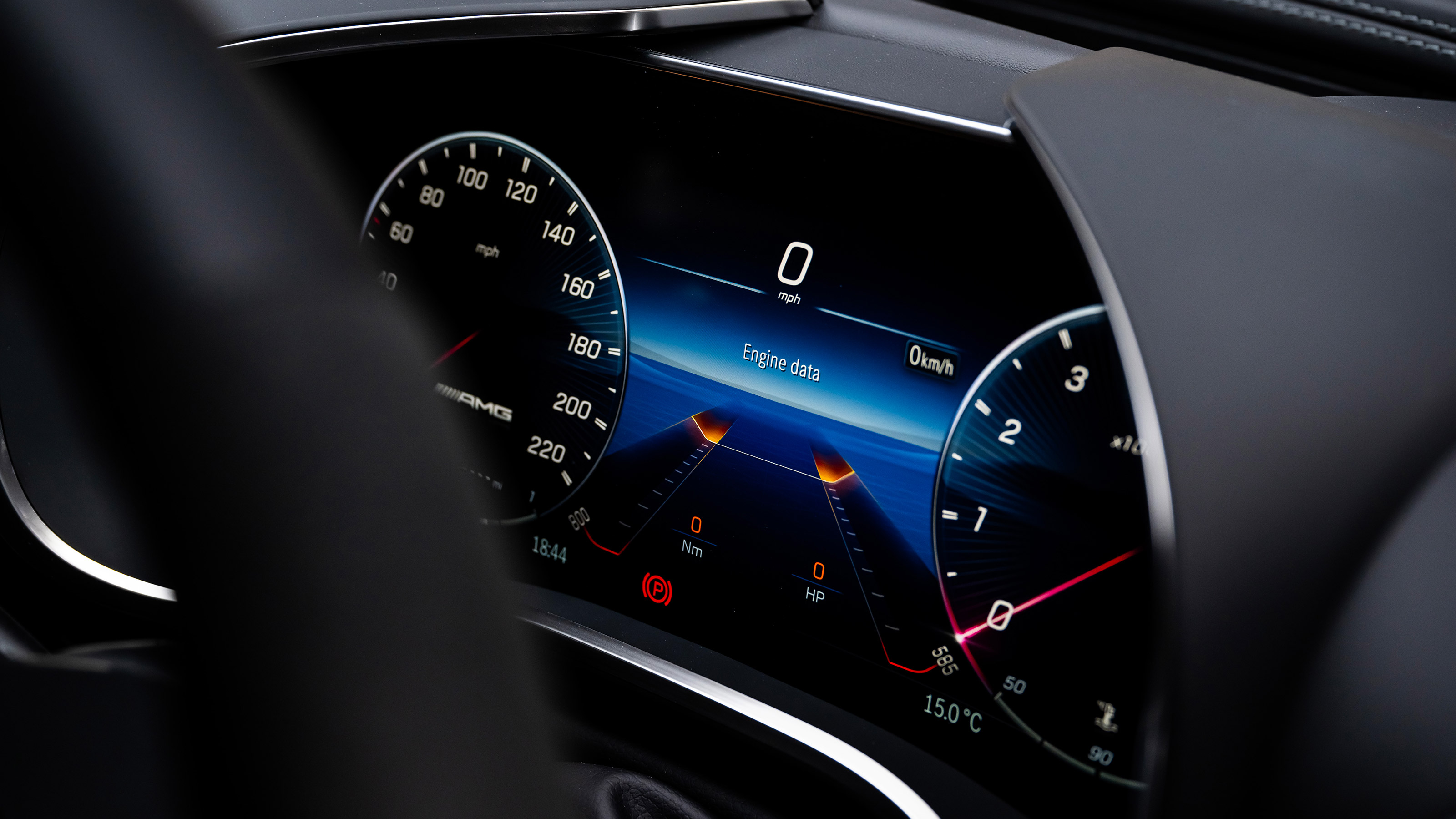 Mercedes-AMG GT 63 - dials