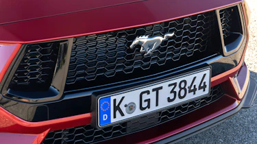 Ford Mustang GT - grille
