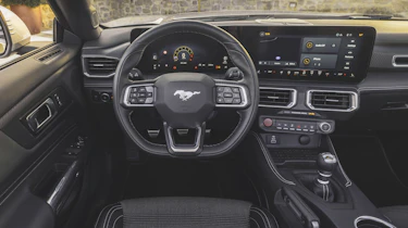 Ford Mustang GT - dash