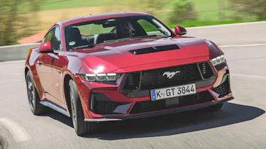 Ford Mustang GT - front action