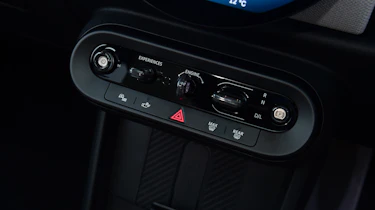 New 2024 MINI Cooper S - climate controls