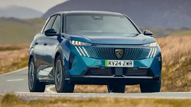 Peugeot E-3008 UK - front cornering