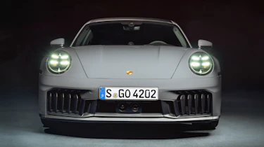 Porsche 911 GTS - full front
