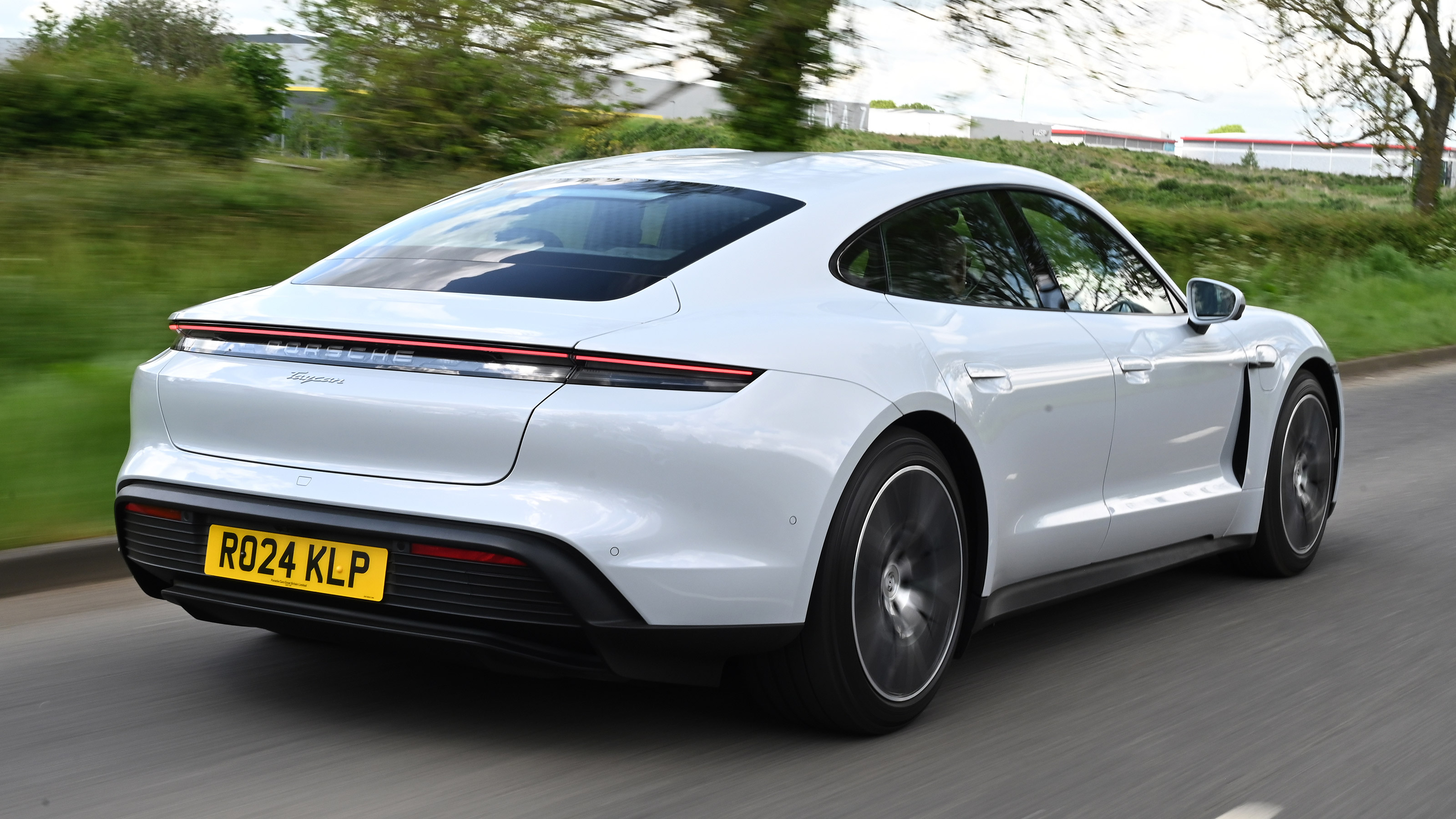 Porsche Taycan facelift - rear