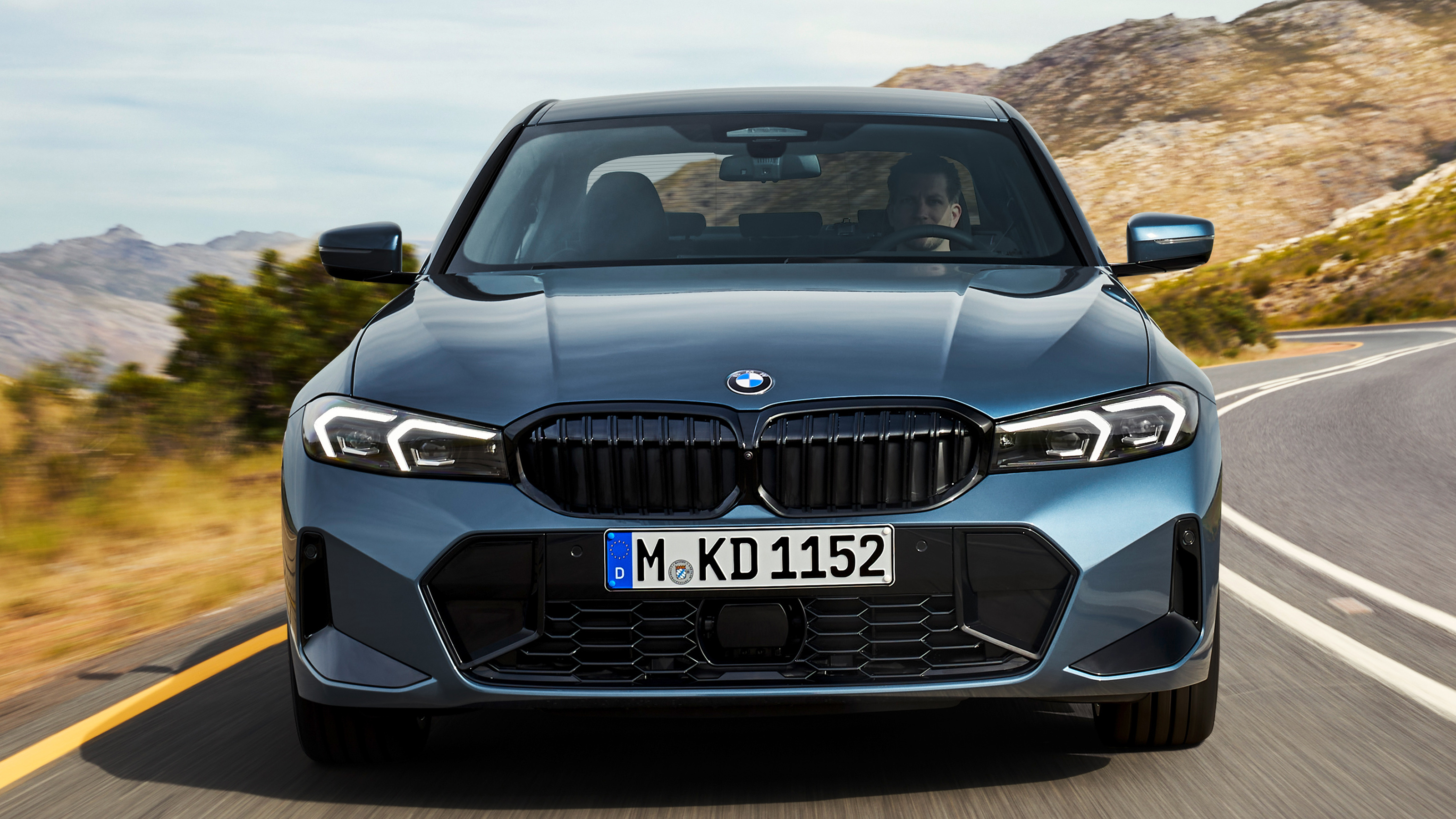 BMW 3 Series Facelift dynamic head shot