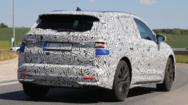 Skoda Elroq electric SUV - stationary rear 3/4