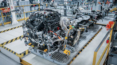 New Bentley 'Ultra Performance Hybrid' front 3/4 of the driveline