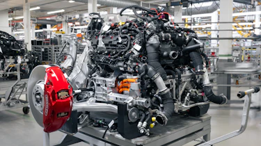 New Bentley 'Ultra Performance Hybrid' front 3/4 of the driveline including the brake