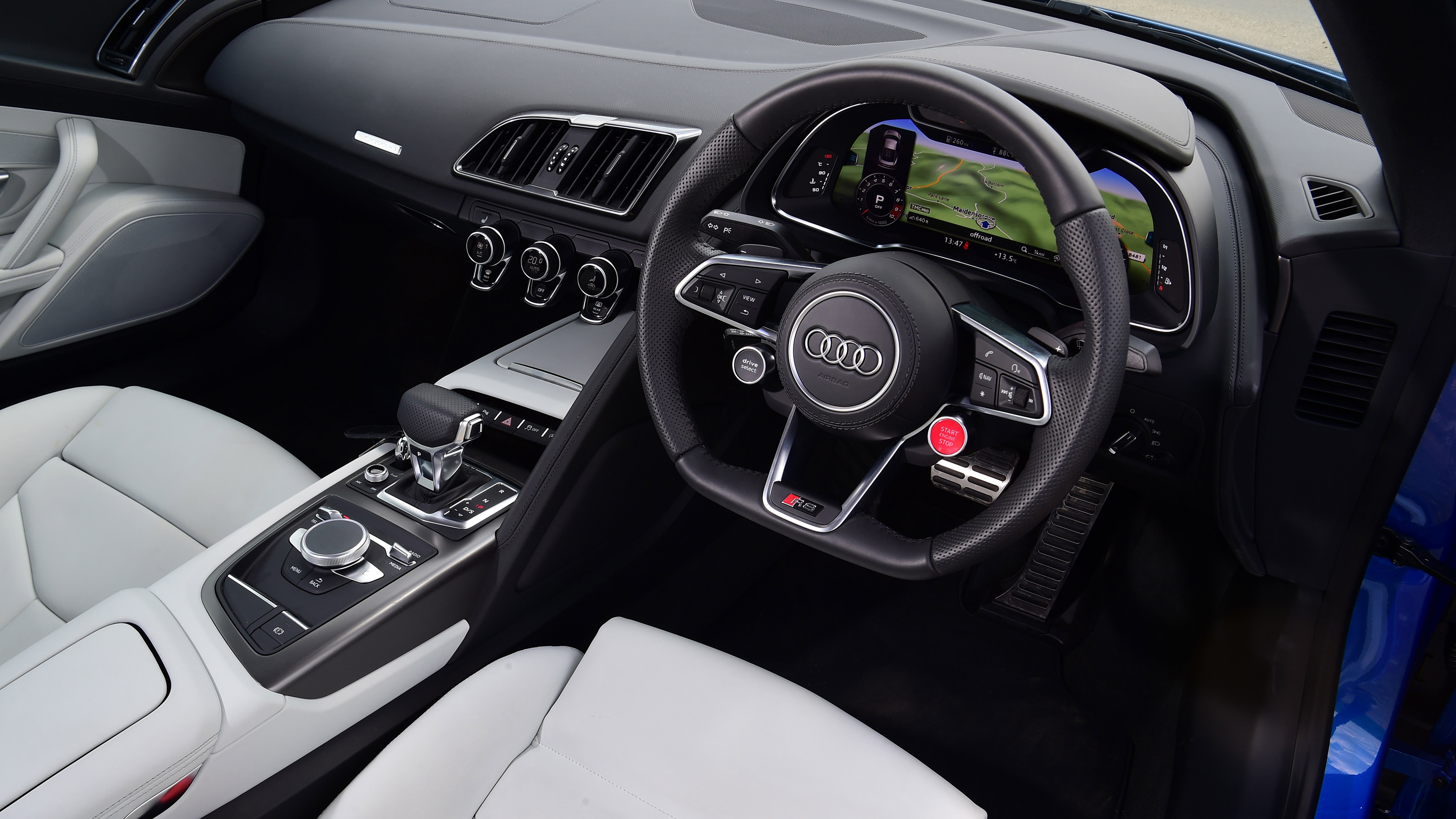Used Audi R8 Mk2 - dash