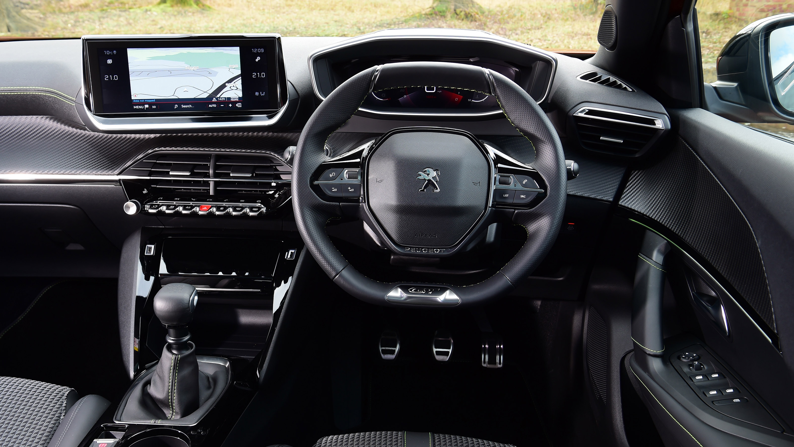 Used Peugeot 2008 Mk2 - dash