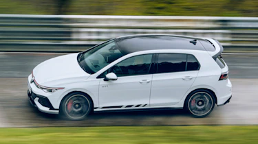 Volkswagen Golf GTI Clubsport - side