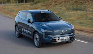Volvo EX90 - front action