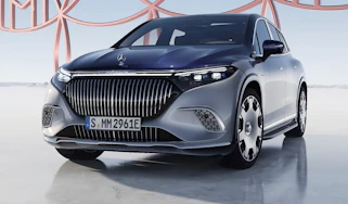 Mercedes-Maybach EQS SUV front 3/4
