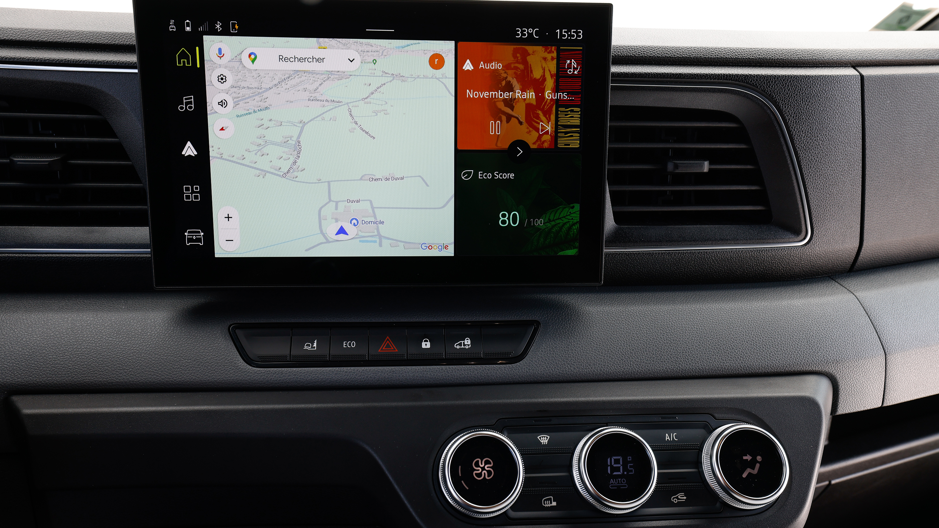 Renault Master E-Tech - infotainment screen
