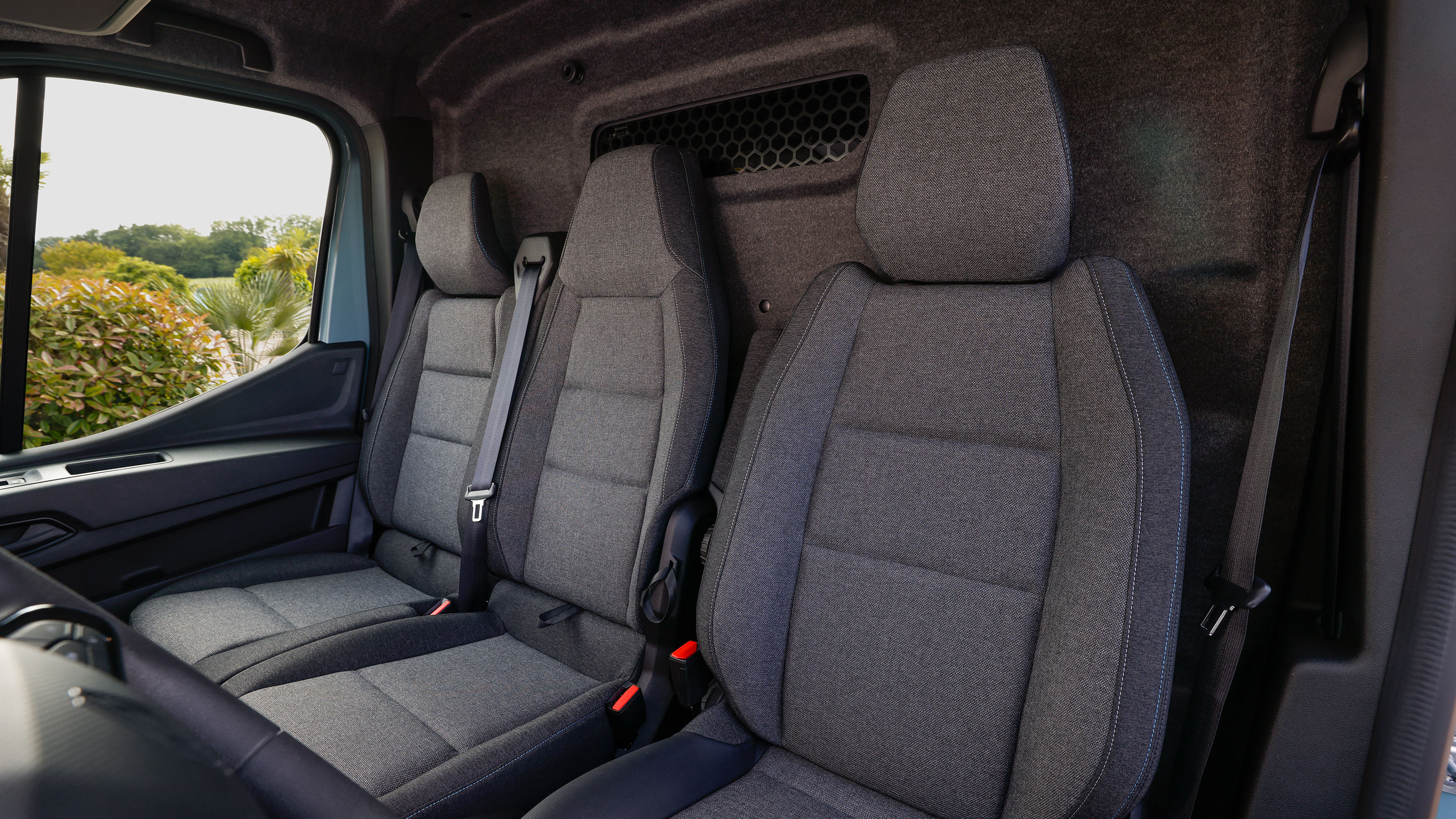 Renault Master E-Tech - seats