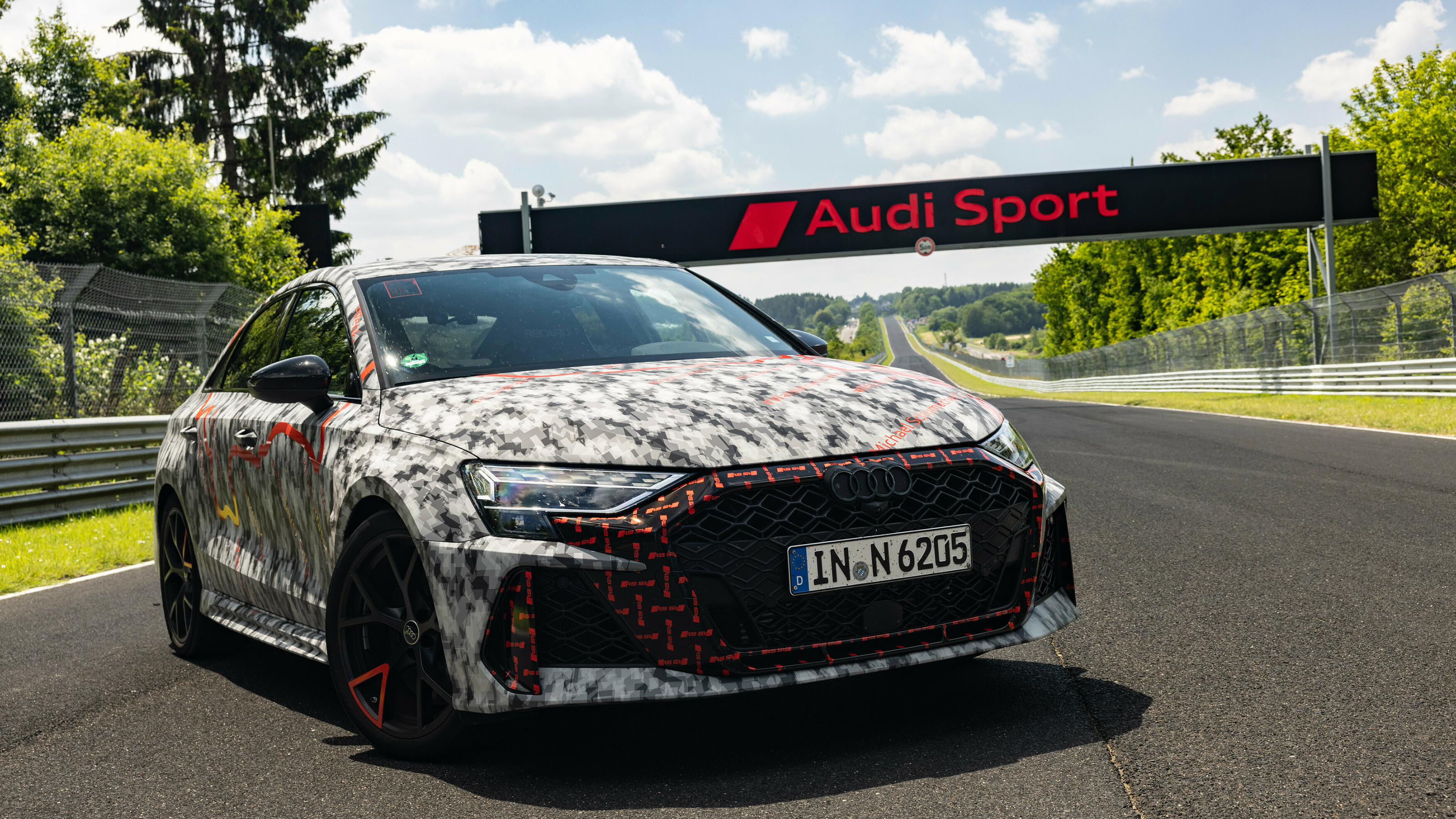 Audi RS 3 facelift disguised 2024 nurburgring