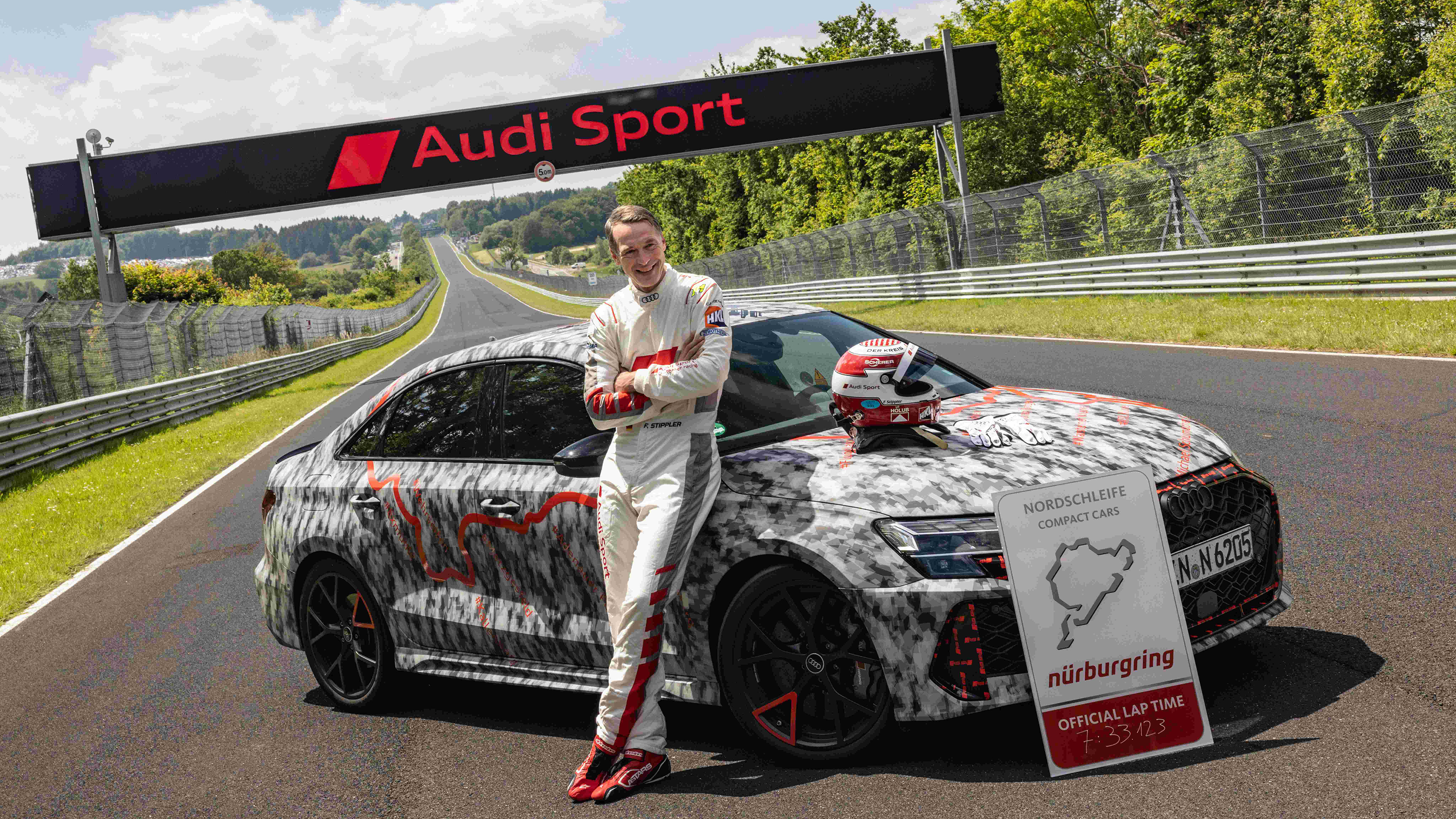 Audi RS 3 facelift disguised 2024 nurburgring
