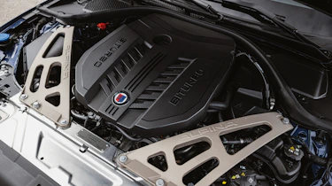 BMW Alpina B3 - engine