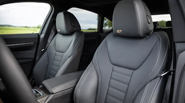 BMW Alpina B4 - front seats