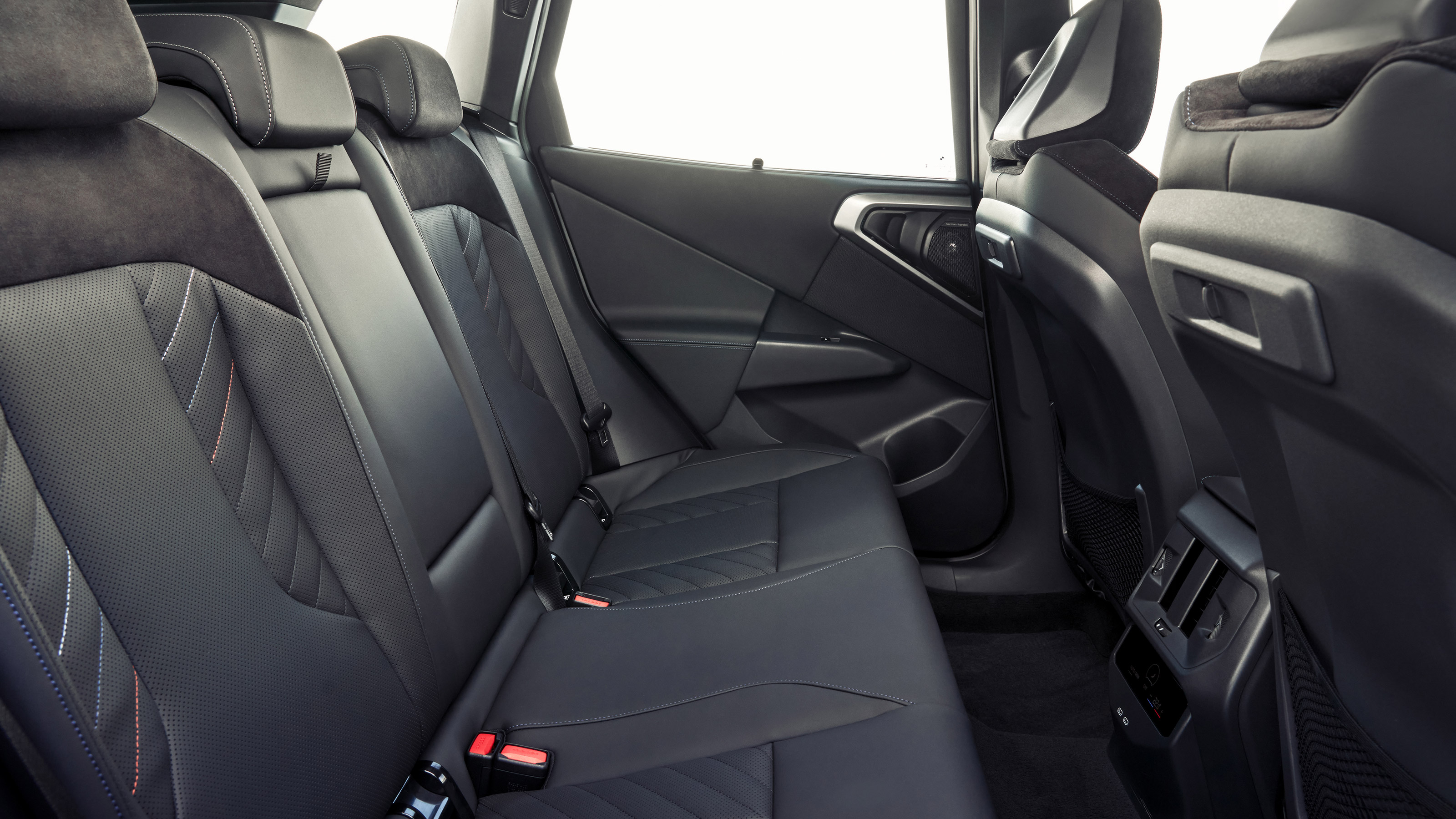 BMW X3 - rear seats