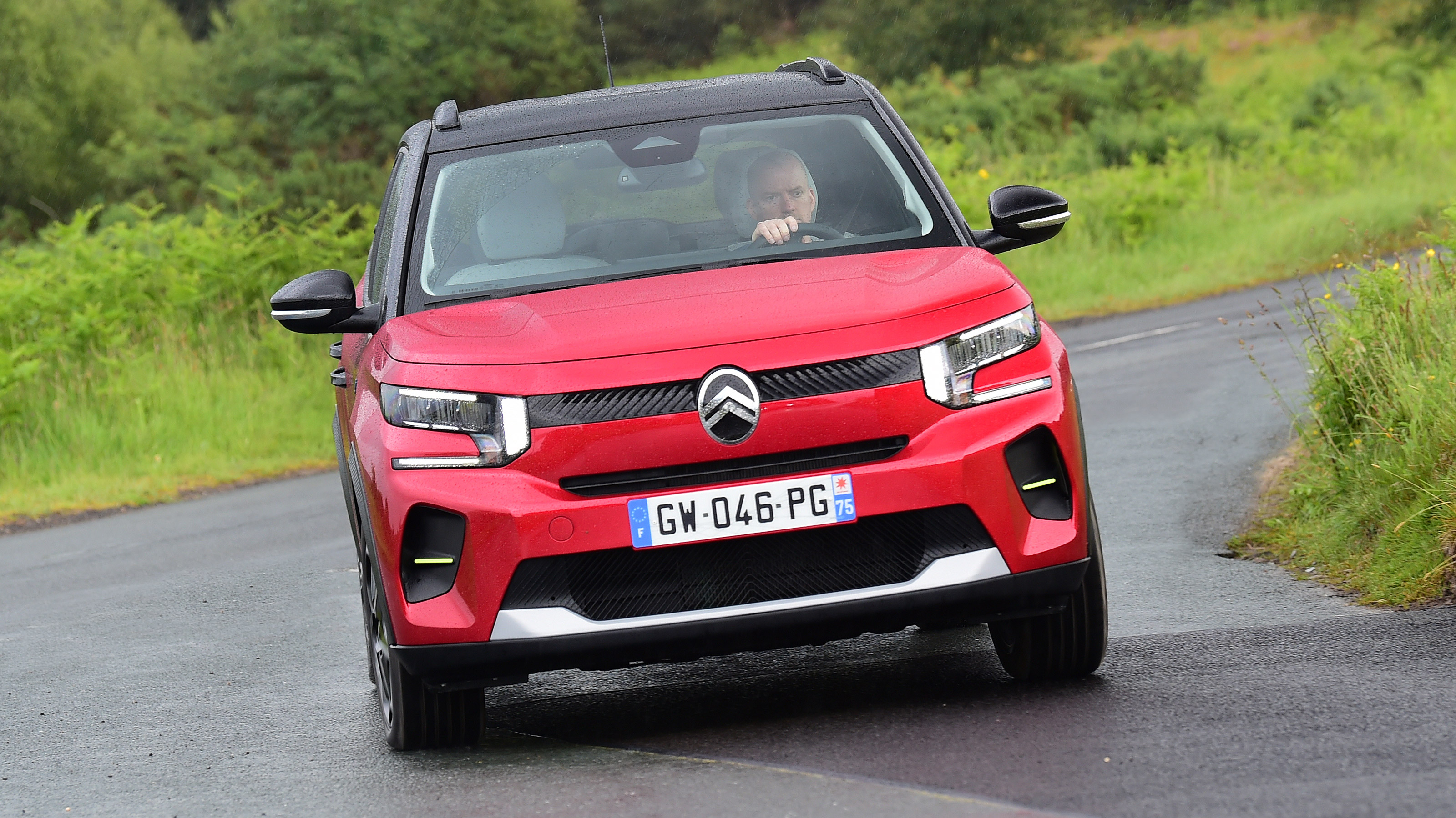 Citroen e-C3 - front action