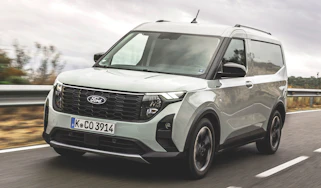 Ford Transit Courier - front