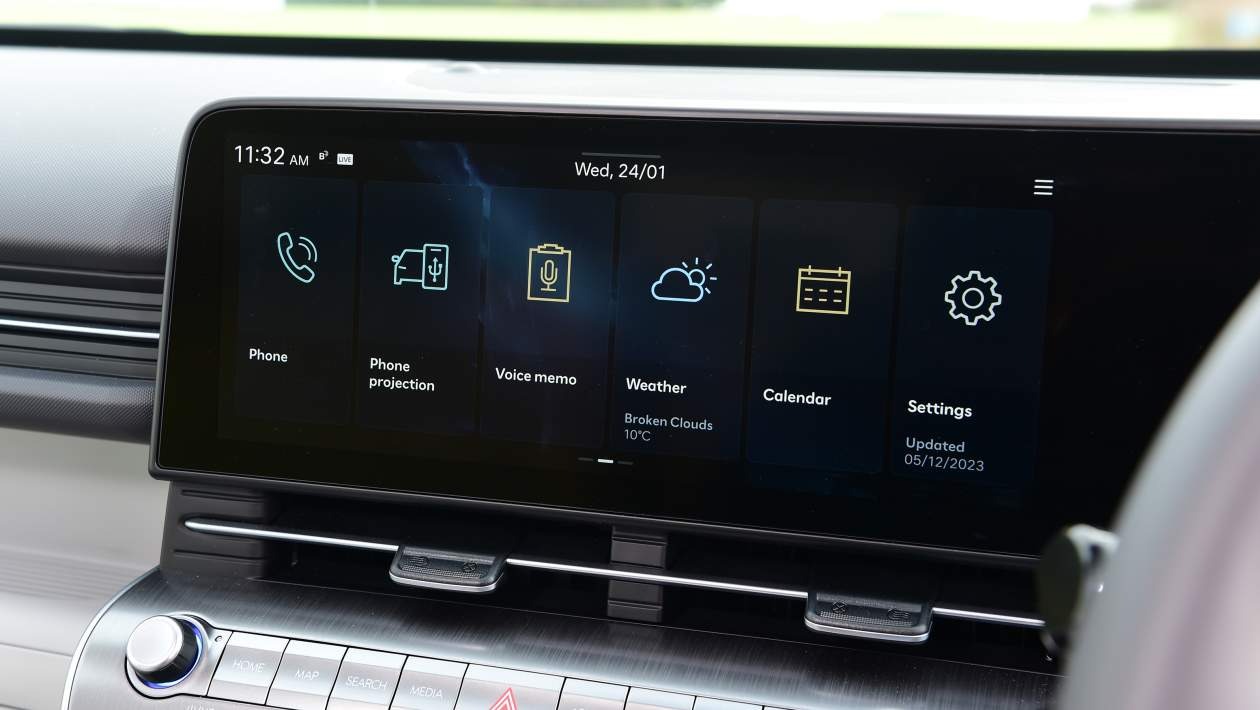 Hyundai Kona Electric - screen