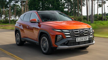 New Hyundai Tucson hybrid - front tracking