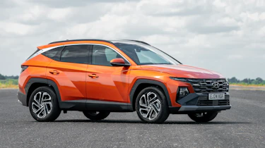 New Hyundai Tucson hybrid - front static