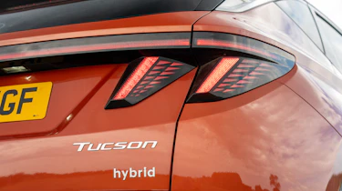 New Hyundai Tucson hybrid - rear tail lights