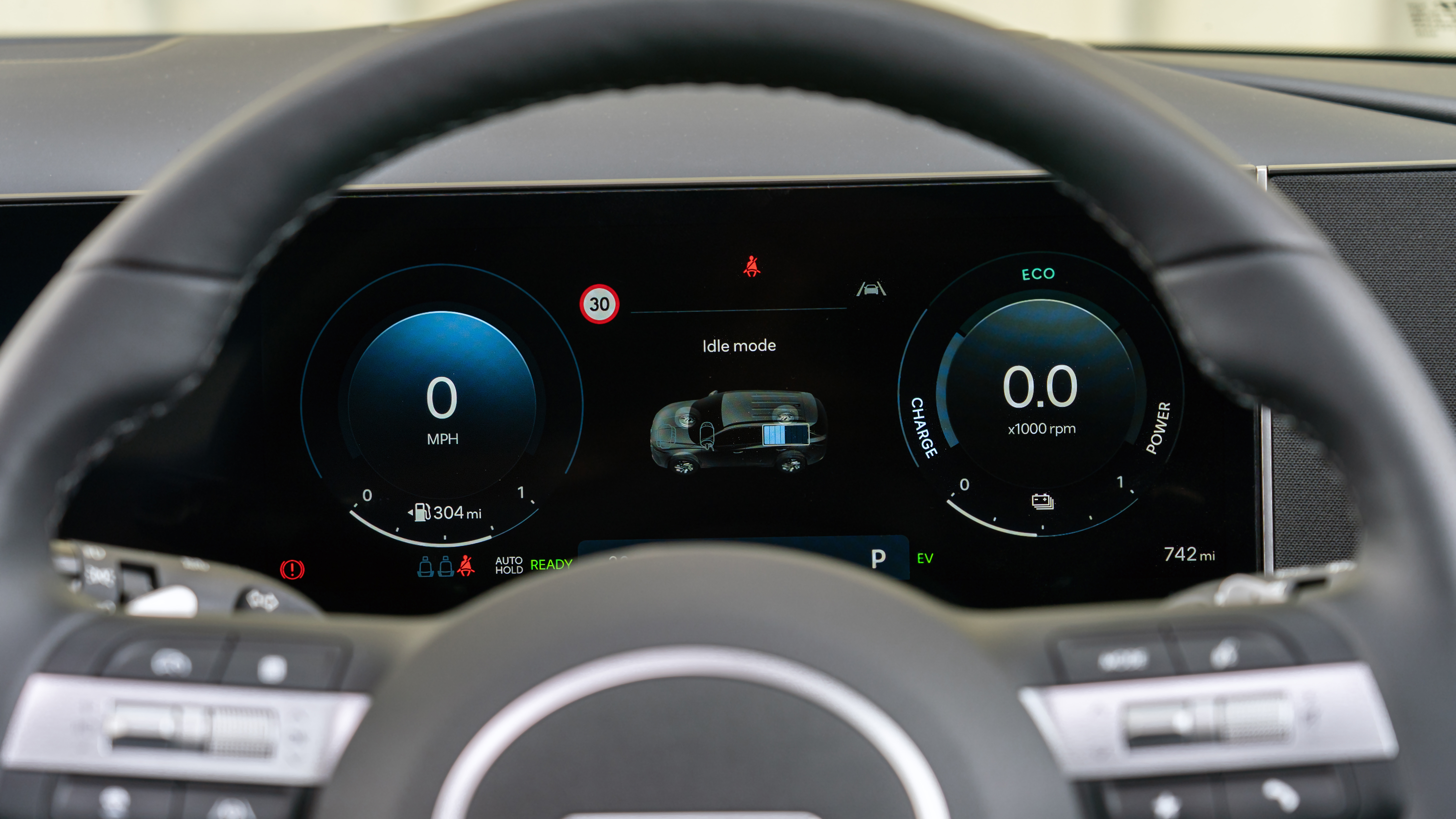 New Hyundai Tucson hybrid - digital dials 