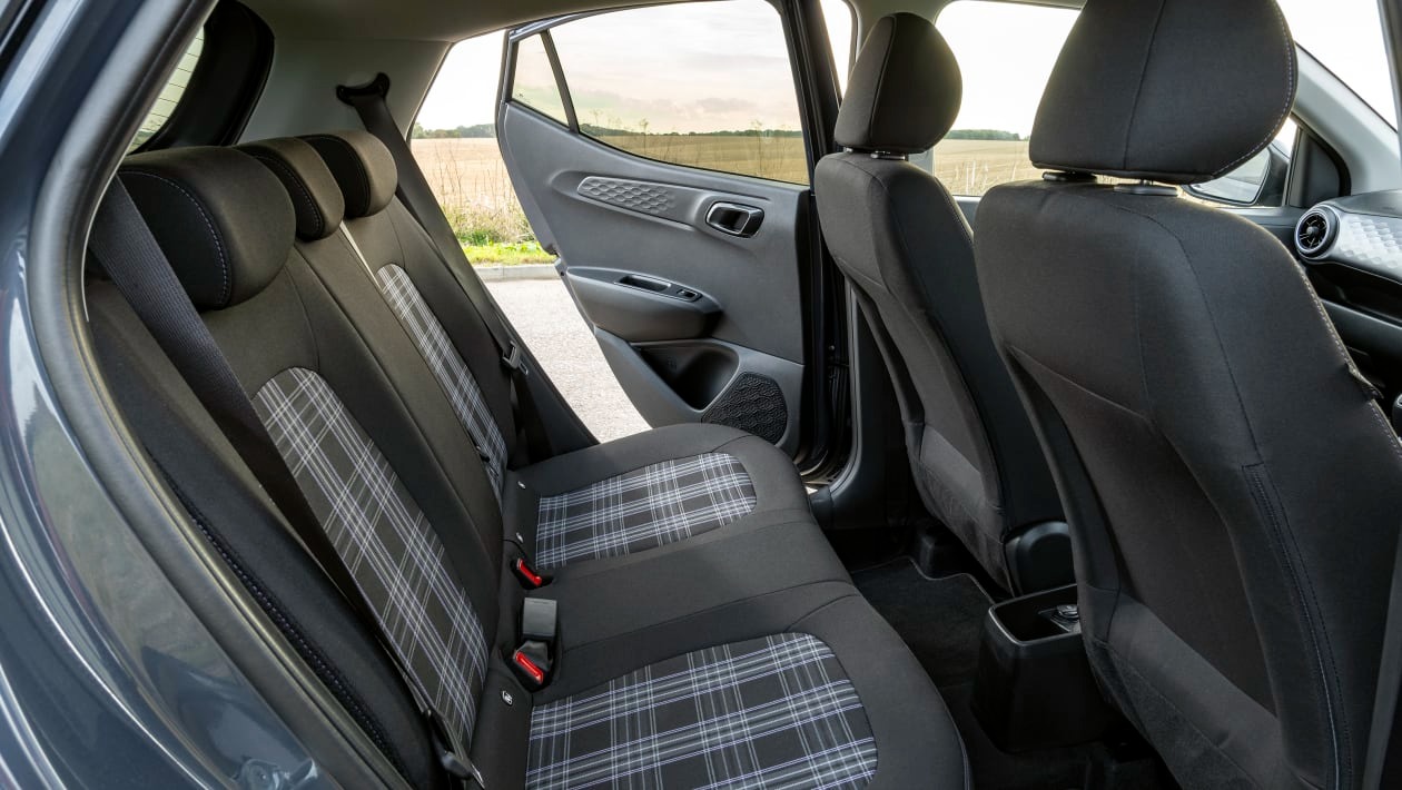 Hyundai i10 - rear seats
