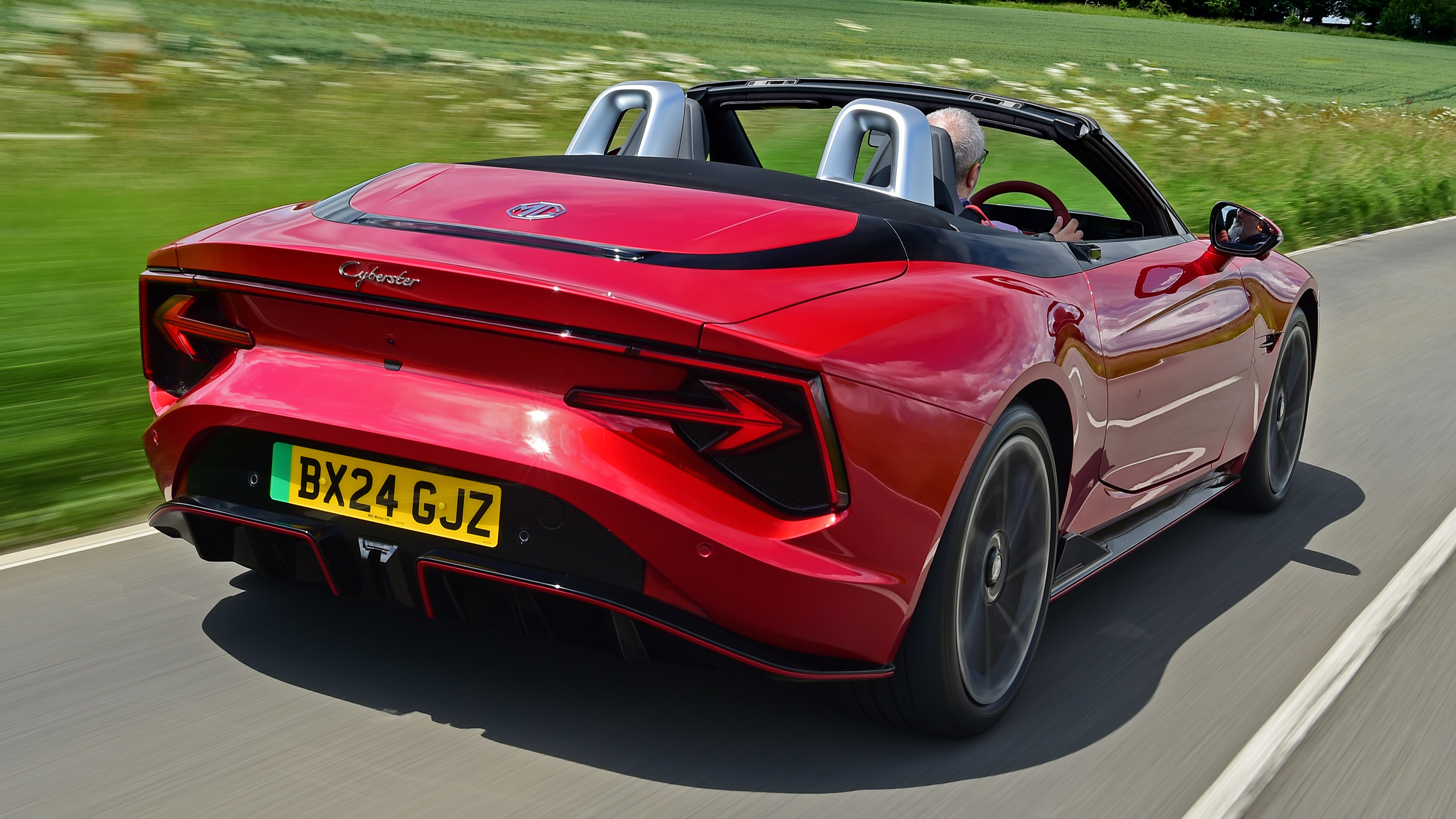 MG Cyberster 2024 UK - rear