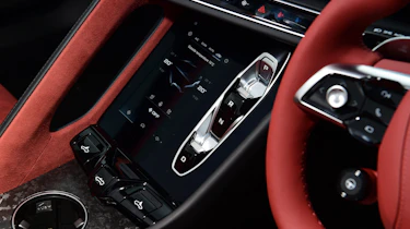 MG Cyberster 2024 UK - interior