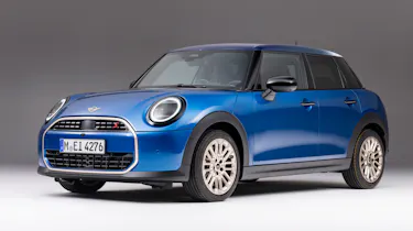 MINI Cooper 5-Door - front