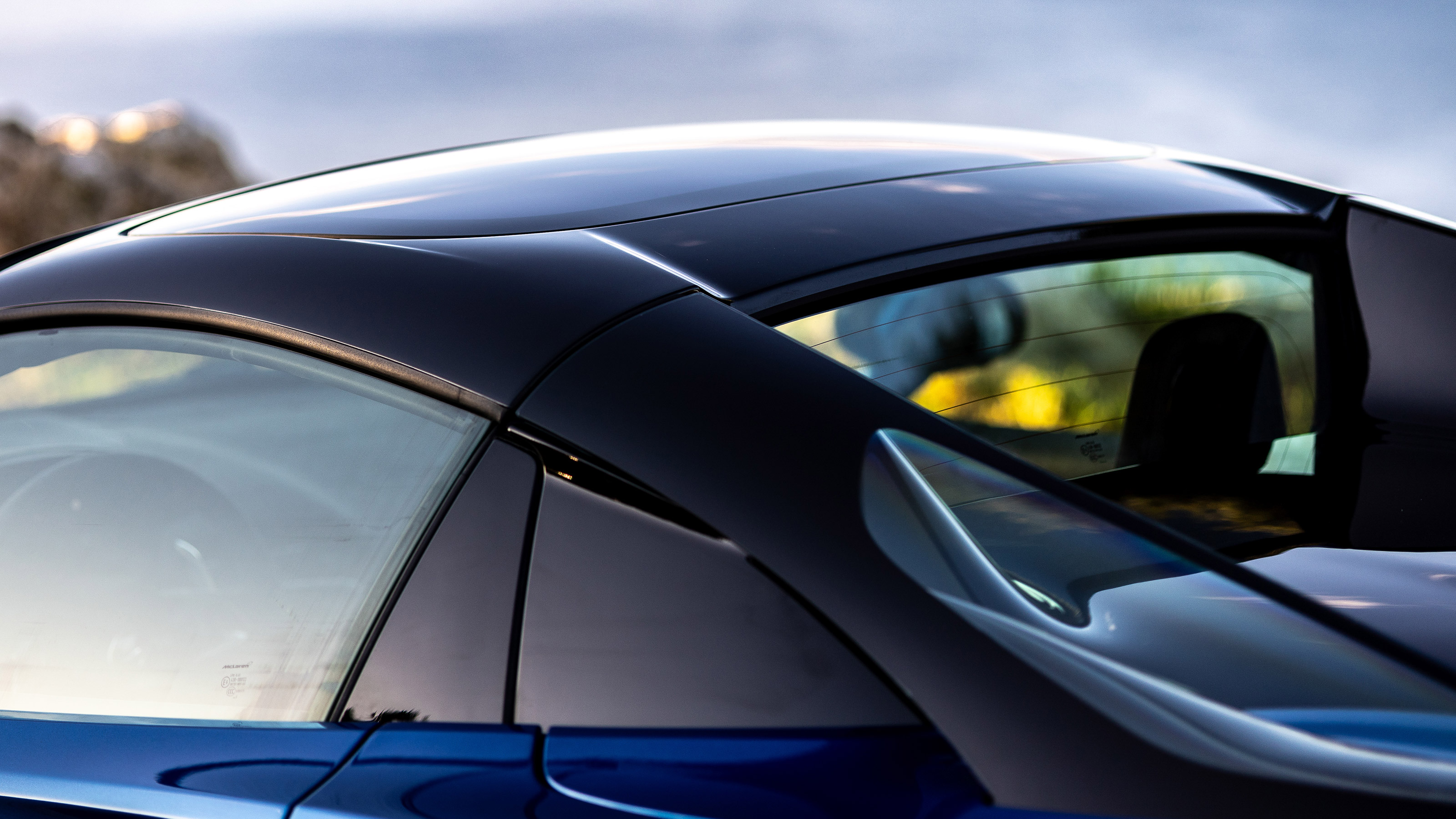 McLaren Artura Spider - roof