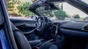 McLaren Artura Spider - dash