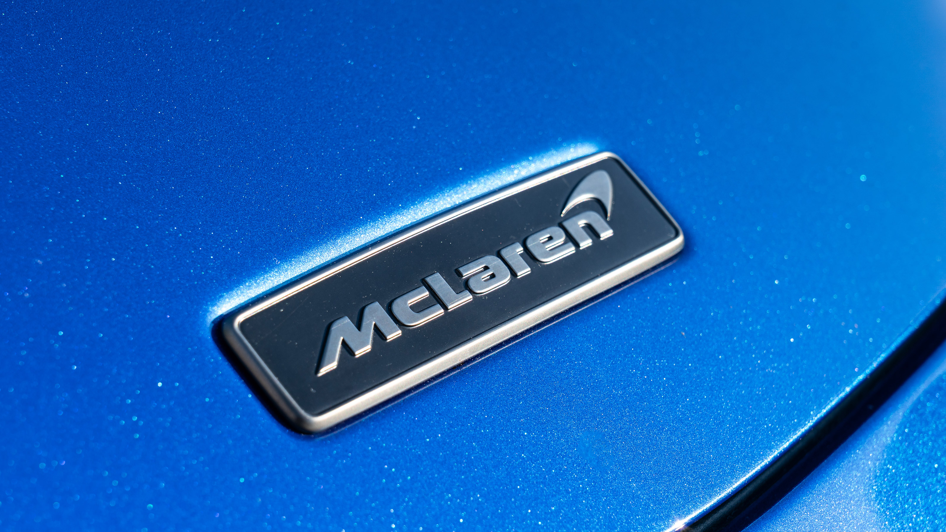 McLaren Artura Spider - badge